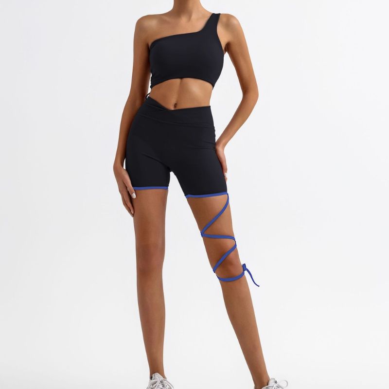 Strappy sports bra & shorts 2-piece set