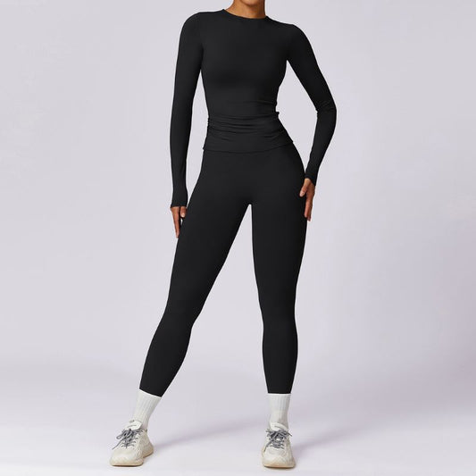 Wear a casual long-sleeved & leggings sport sets