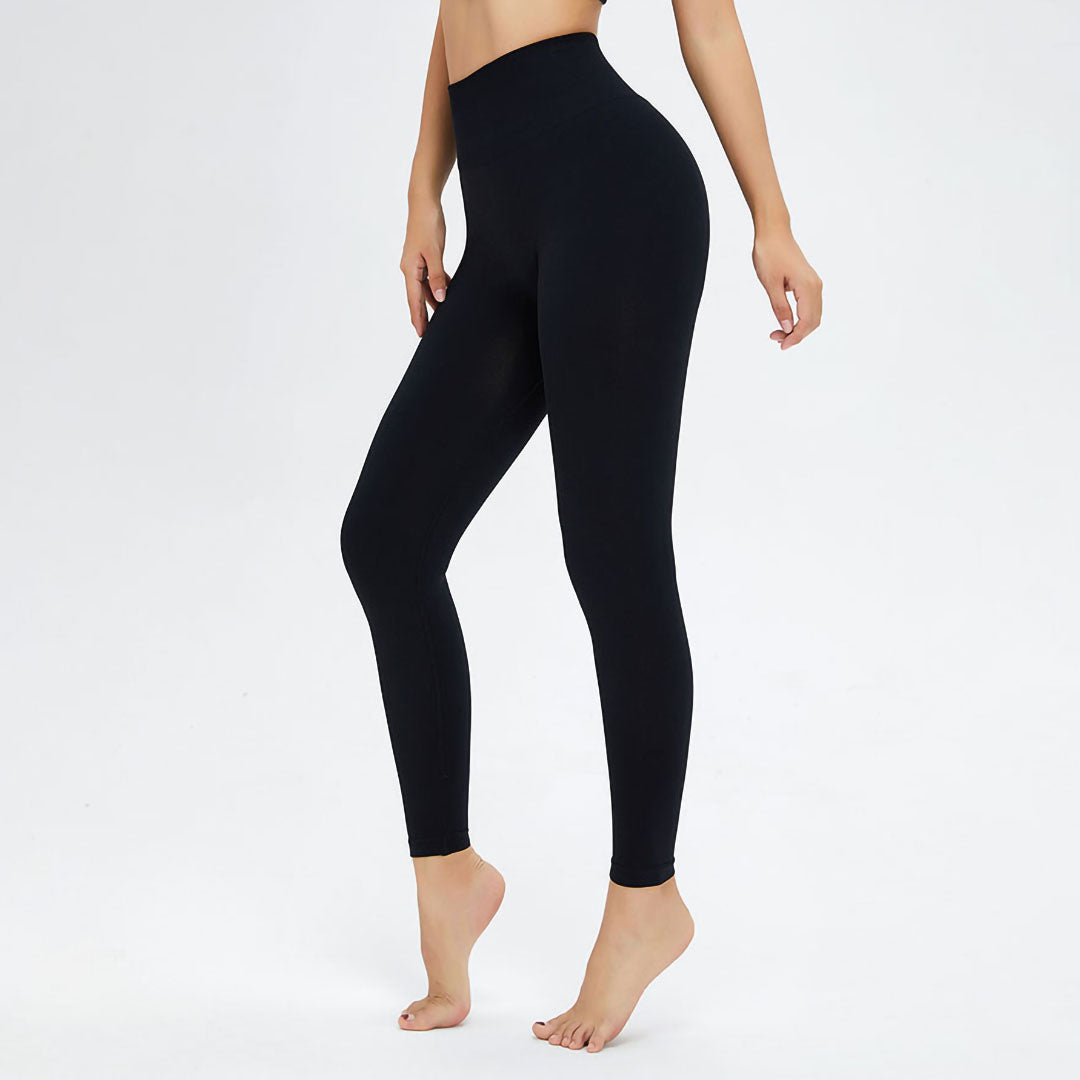 Legging uni taille haute rehaussant les hanches