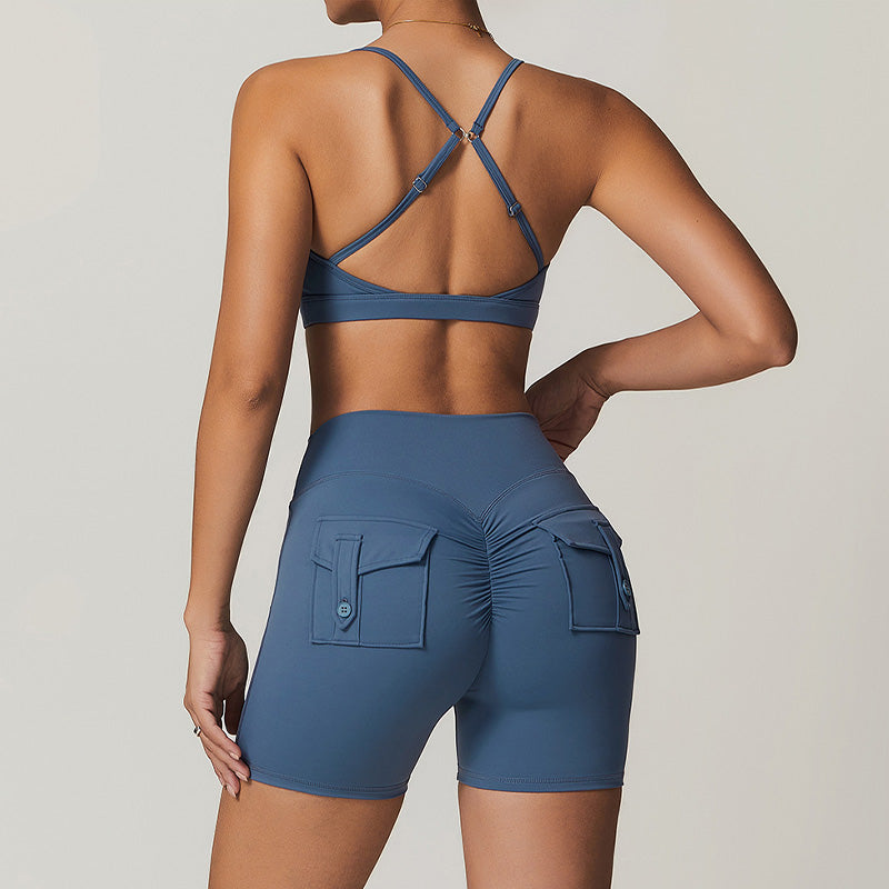 Naked cross-beautiful back yoga bra + high waist yoga shorts with cargo pockets