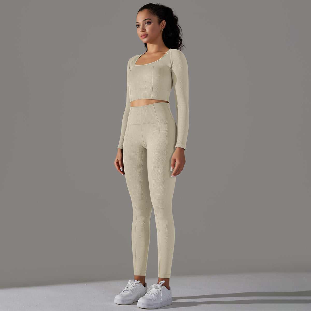 Seamless long-sleeved top &  leggings 2-piece set