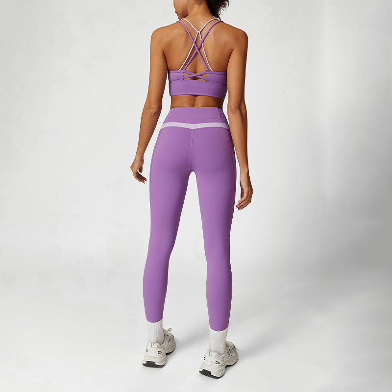 Durable and shape-retaining Blocked Color Sports Bra & Leggings Set