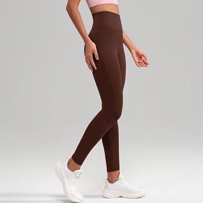 Nude and seamless high-waisted yoga leggings without wearing underwear