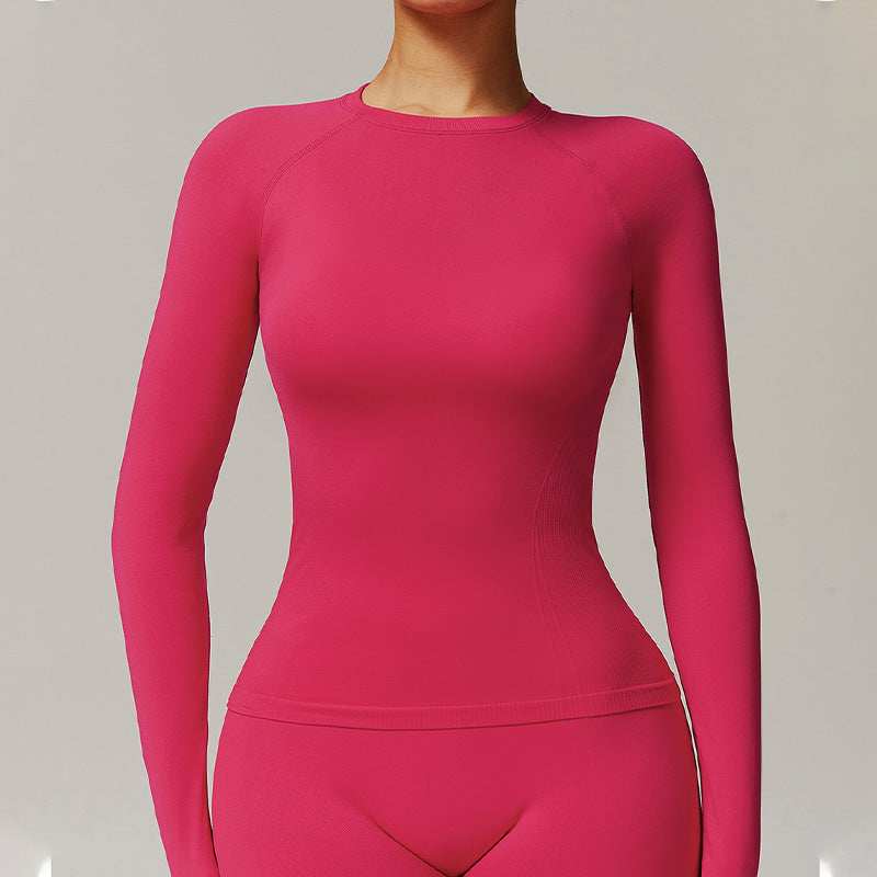 Threaded seamless long sleeve top