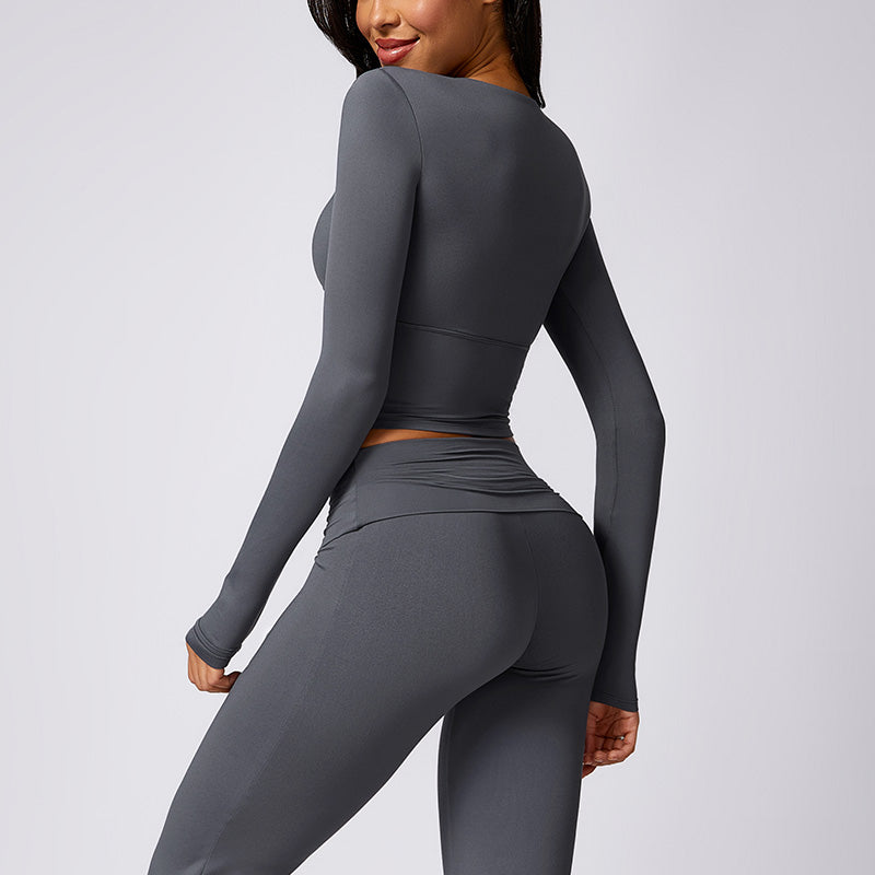 Casual sports long-sleeved top with chest pads