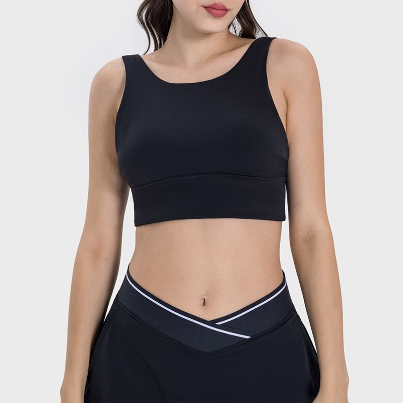 U-shaped cut-out beauty back fitness sports bra