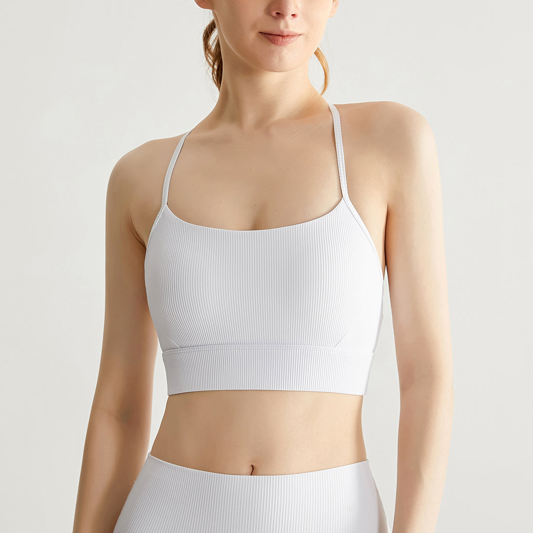 One-piece crossover straps sports bra