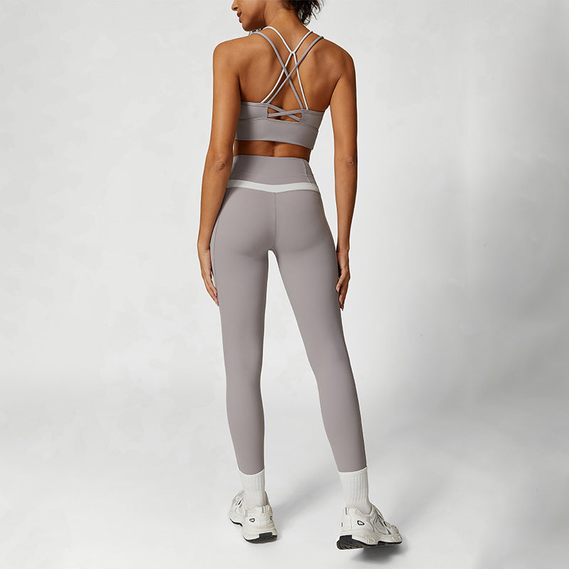 Durable and shape-retaining Blocked Color Sports Bra & Leggings Set