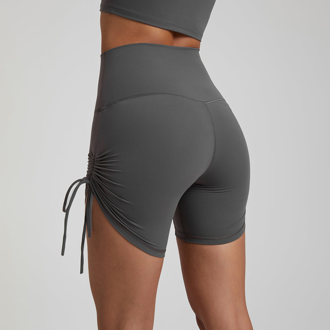 Solid bottom drawstring sports shorts