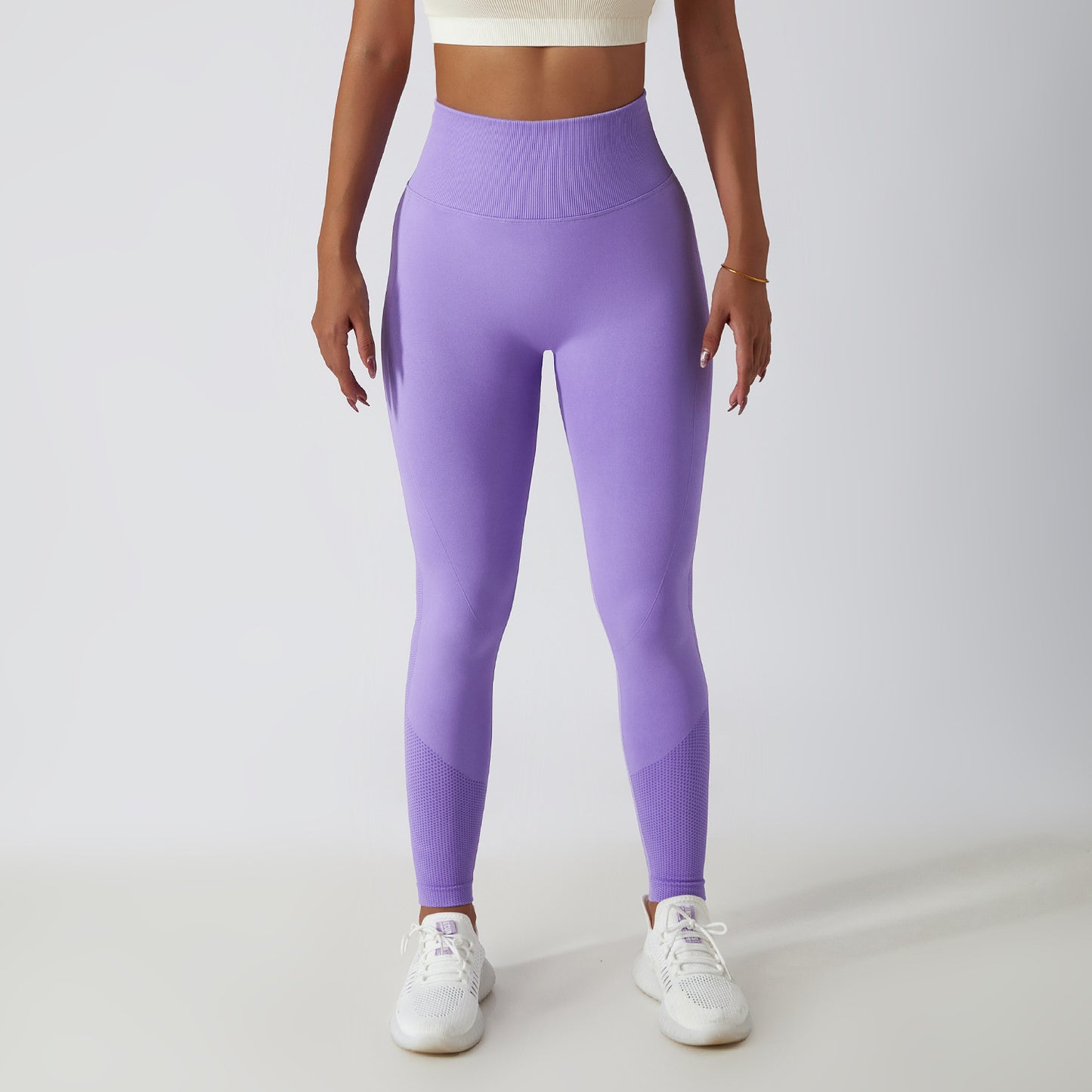 Seamless knitting movement Legging