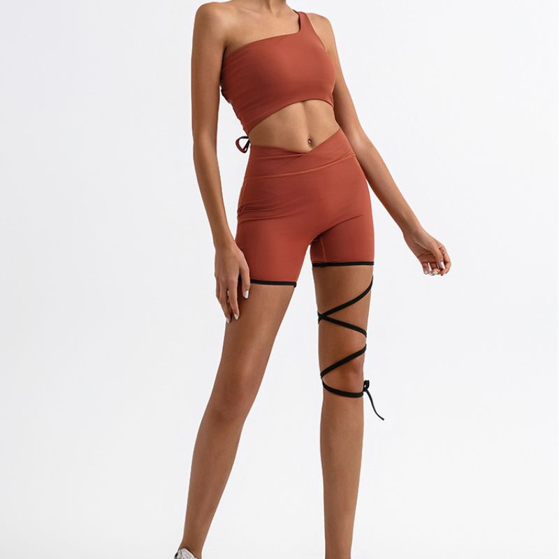 Strappy sports bra & shorts 2-piece set