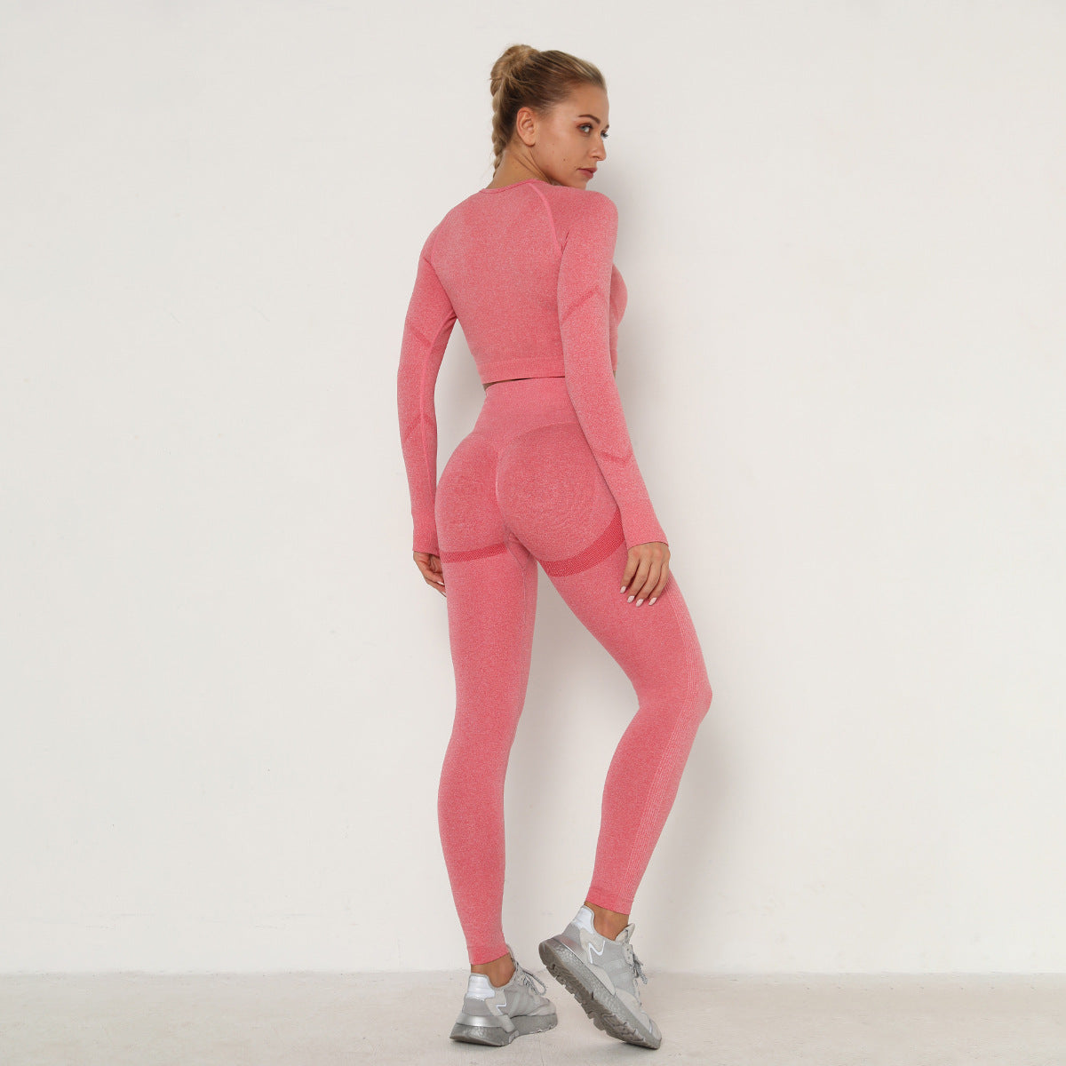 Seamless pleated yoga suit two-piece