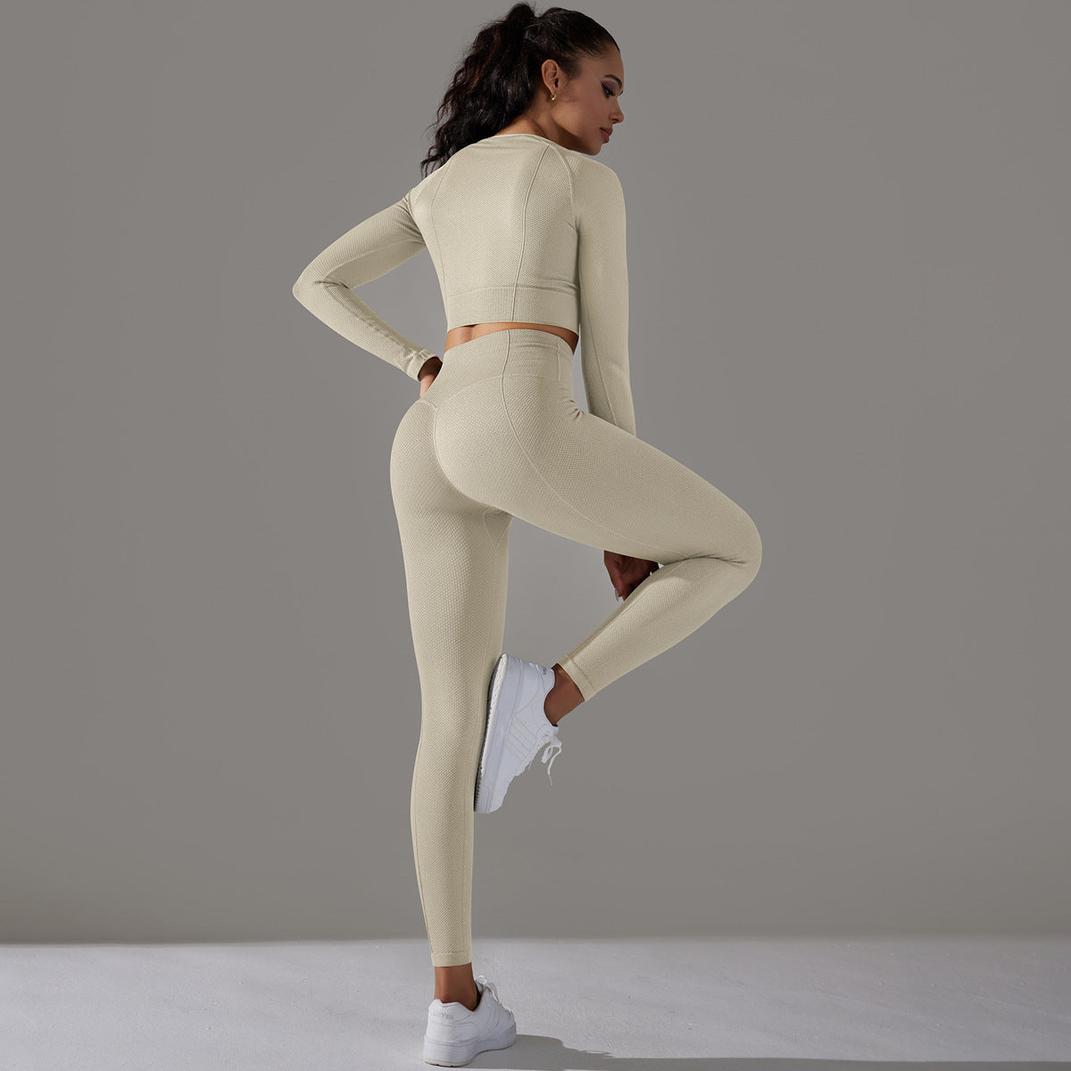 Seamless long-sleeved top &  leggings 2-piece set