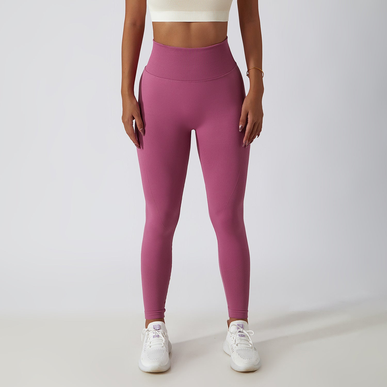 Seamless knitting movement Legging