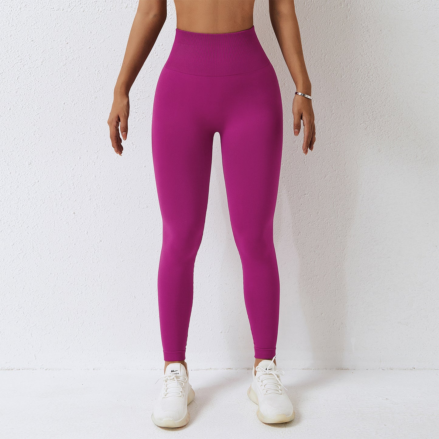 High waist and hip lifting seamless yoga Leggings