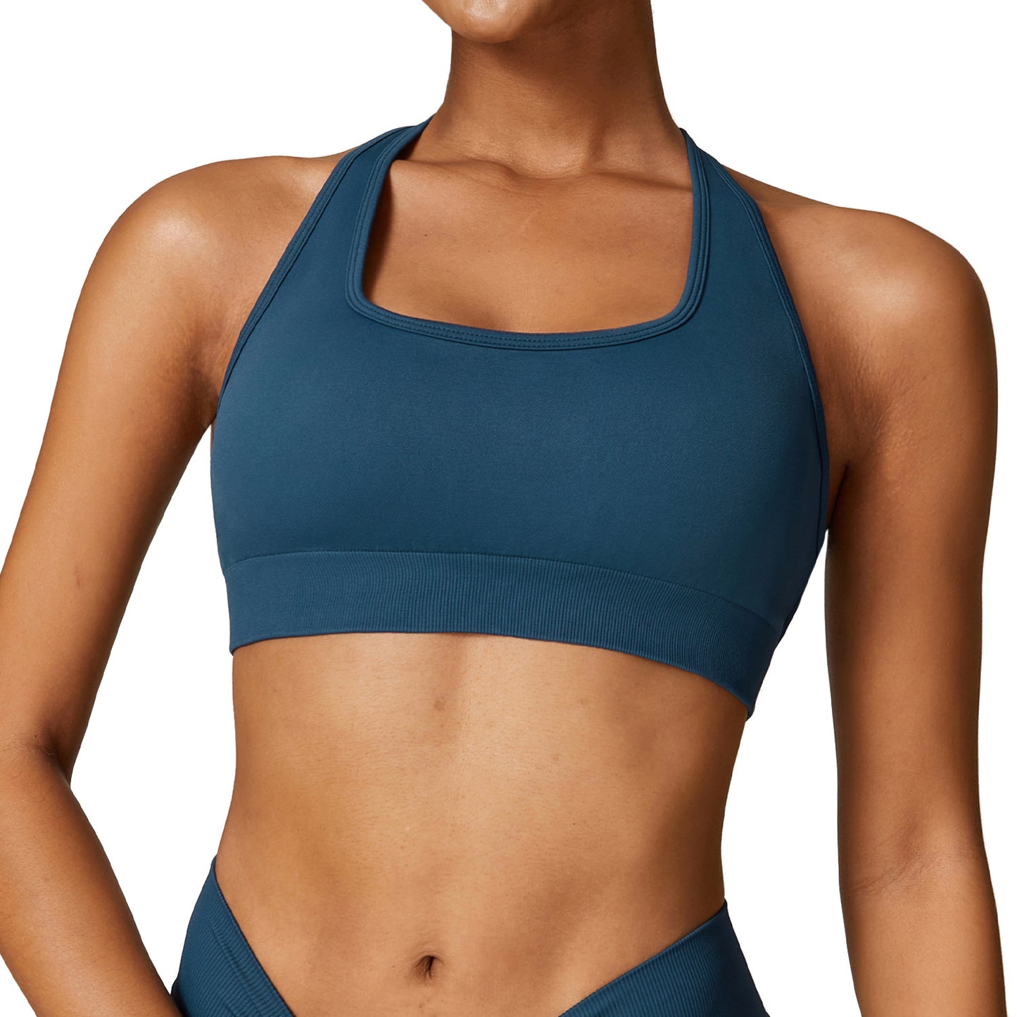 Seamless cross-back sports bra