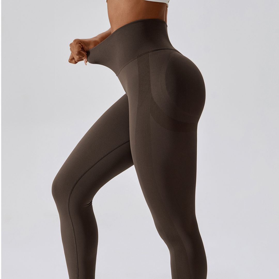 Seamless high-rise solid color hip lift yoga leggings