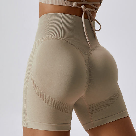 Solid color seamless hip lift shorts