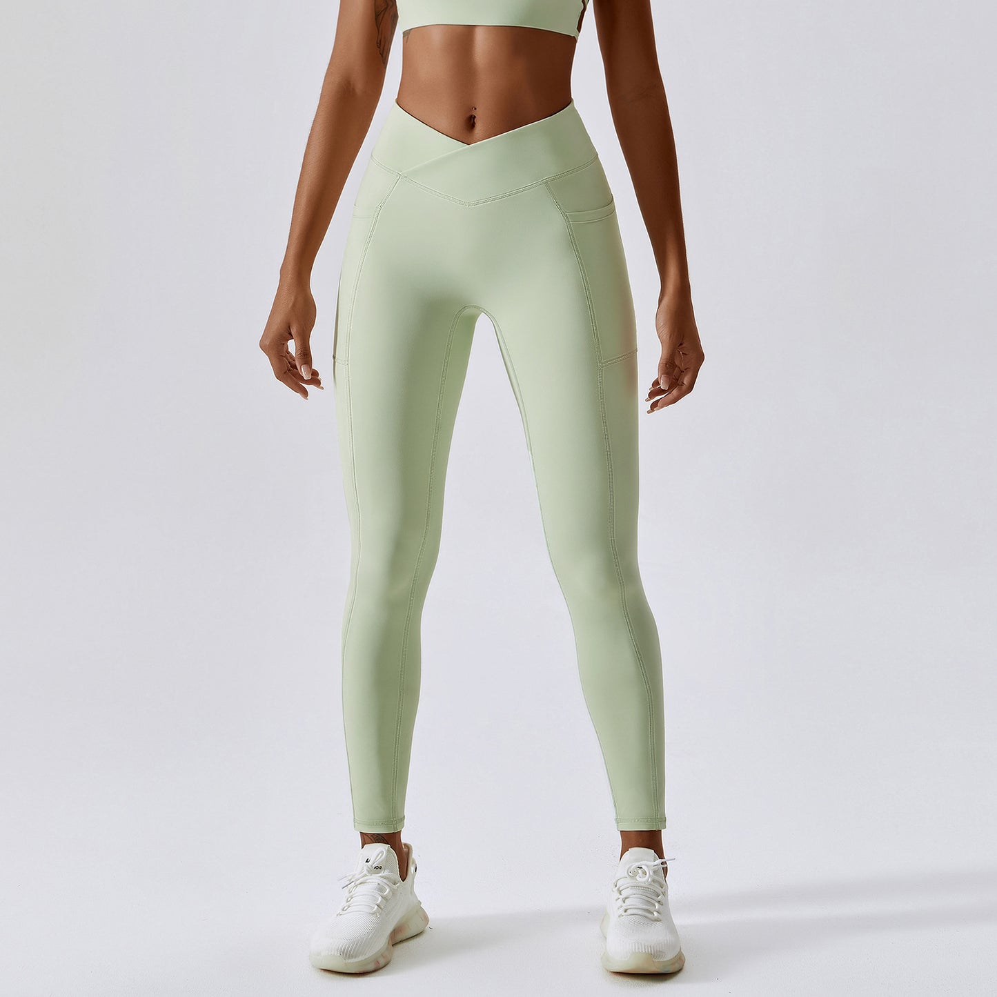 High-waisted butt-lifting sports yoga pants