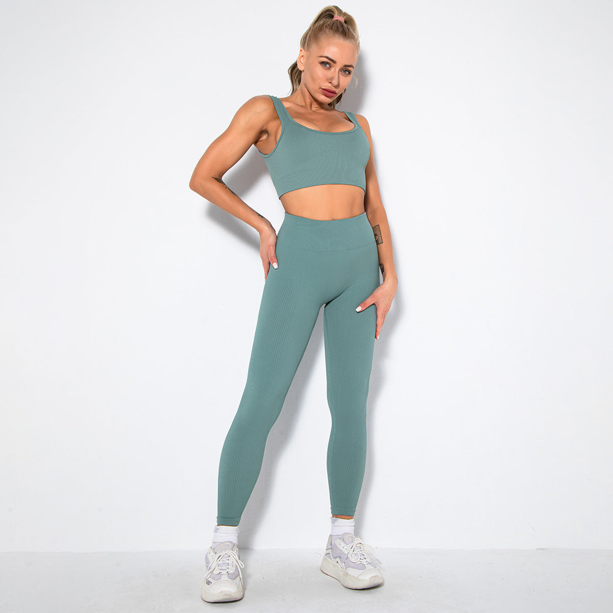 Knitted solid color sports bra + Legging 2-piece set