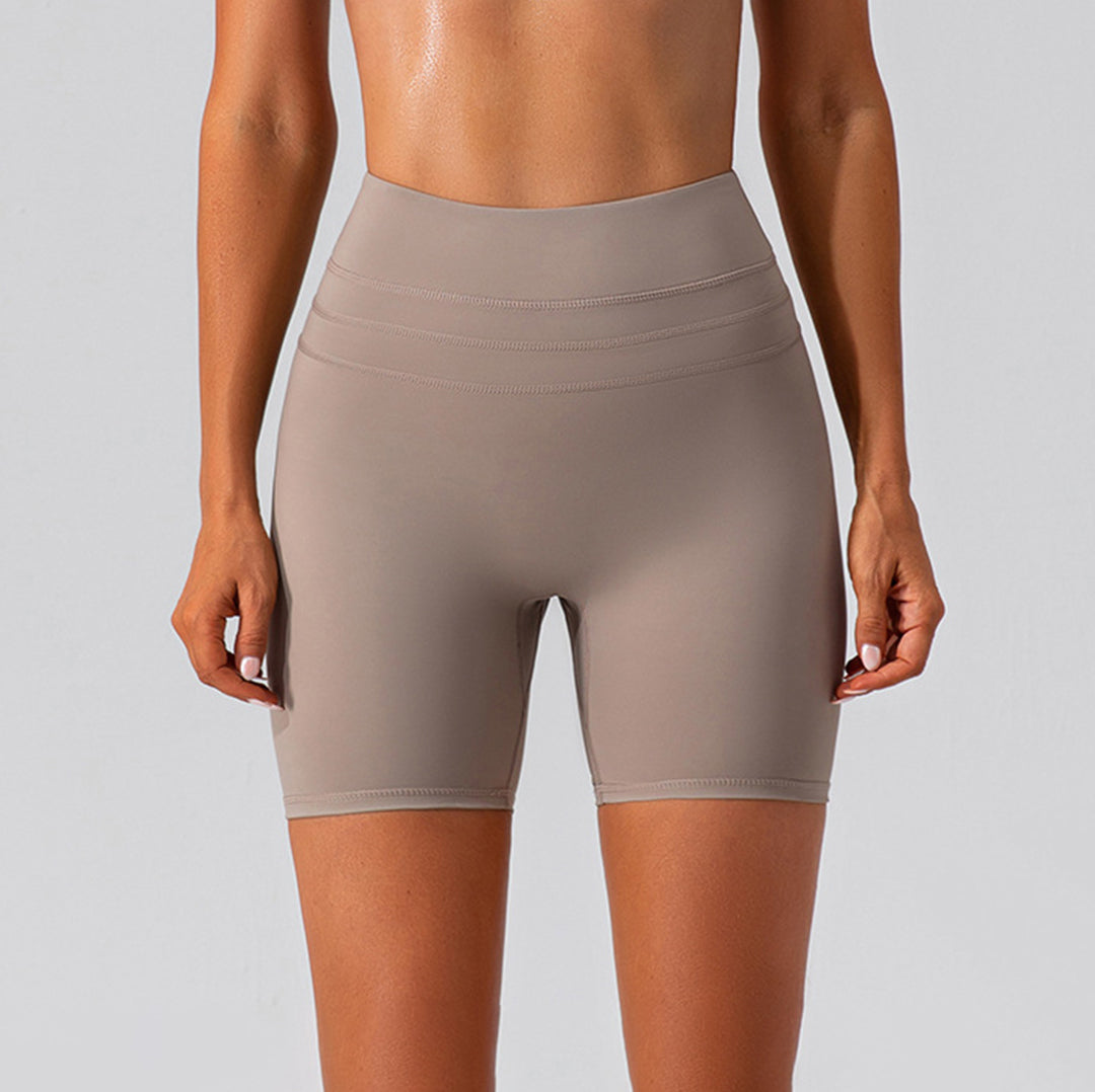 Elastic hip-lift yoga shorts