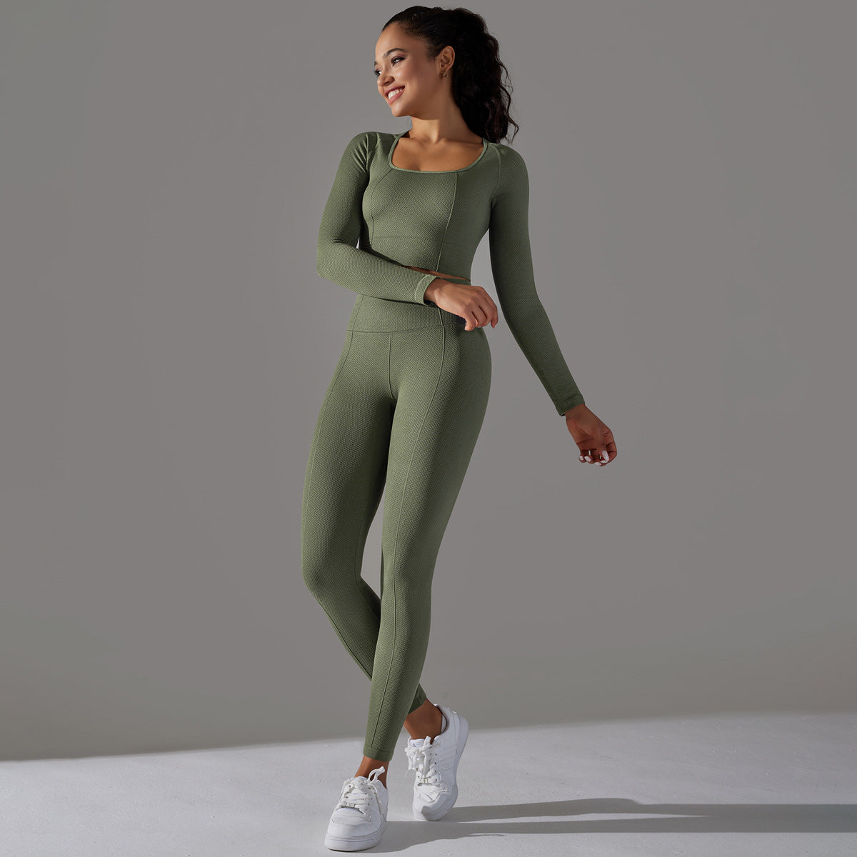 Seamless long-sleeved top &  leggings 2-piece set