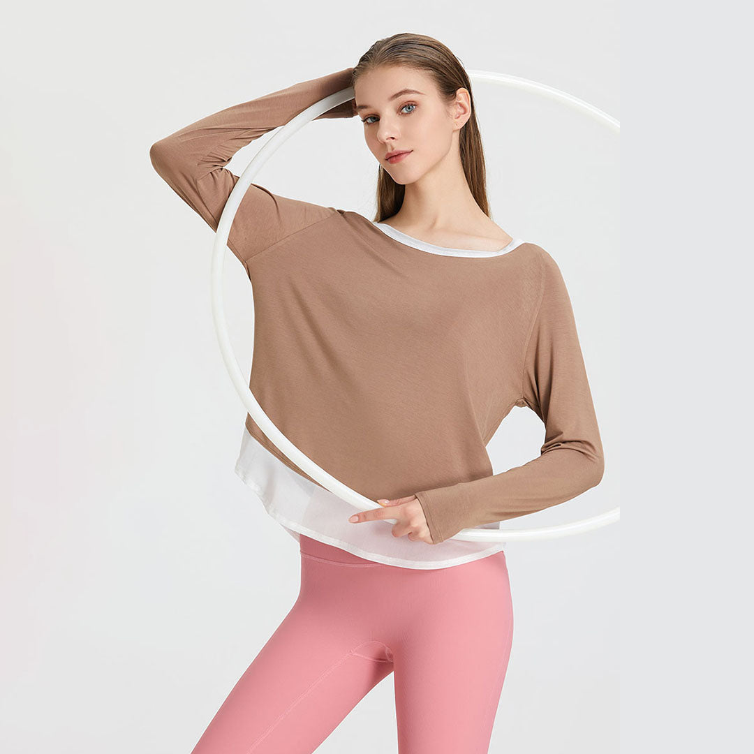 Solid loose long-sleeved paneled T-shirt